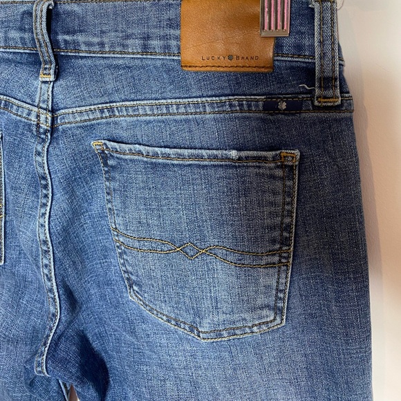 Lucky Brand Sweet Crop Jeans - Picture 13 of 13